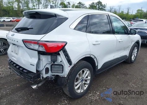 2021 Ford Escape Se Hybrid z USA, uszkodzony, nr VIN 1FMCU0BZ3MUB23654